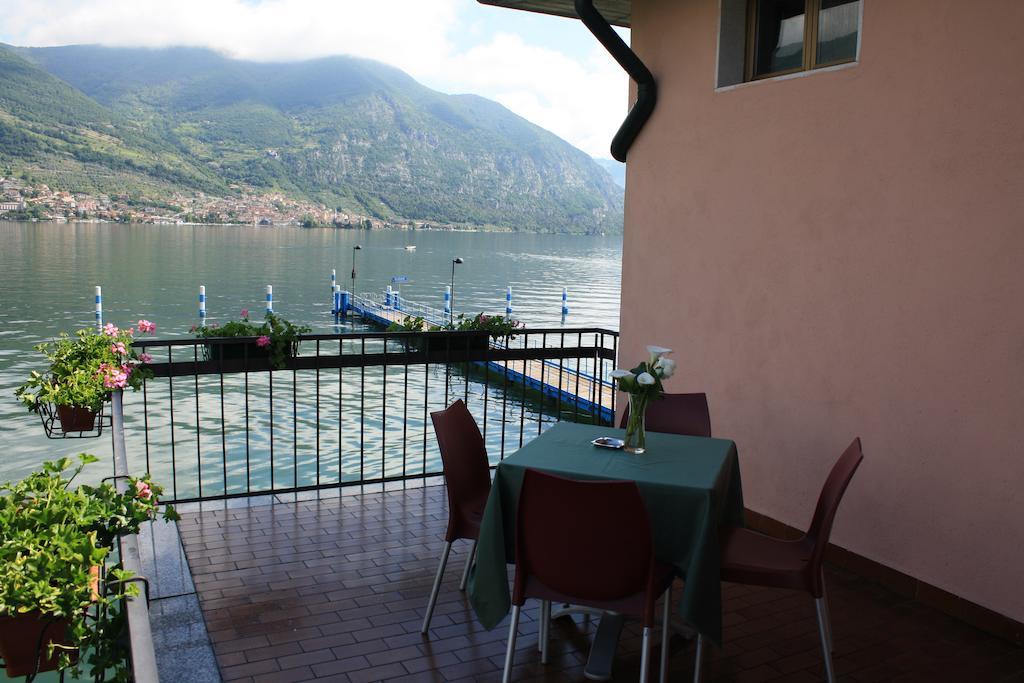 Albergo Ristorante Punta Dell'Est Clusane Eksteriør billede
